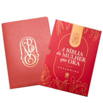 A BÍBLIA DA MULHER QUE ORA NVT, EXPANDIDA, LETRA REGULAR, CAPA LUXO COURO SINTÉTICO VINHO