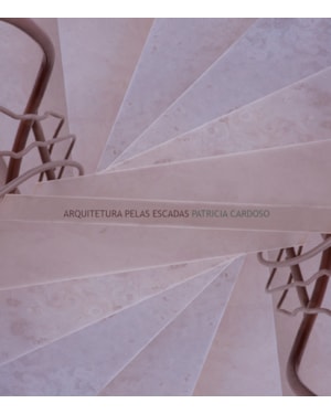 ARQUITETURA PELAS ESCADAS