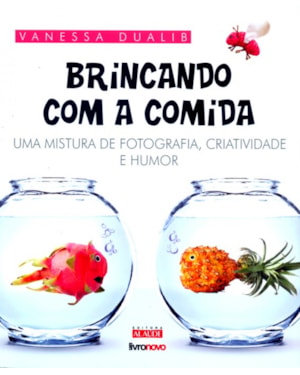 Brincando com a comida