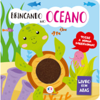 Brincando no oceano