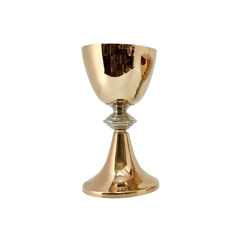 CÁLICE DOURADO C/ DETALHES EM PRATA 19CM DE ALTURA