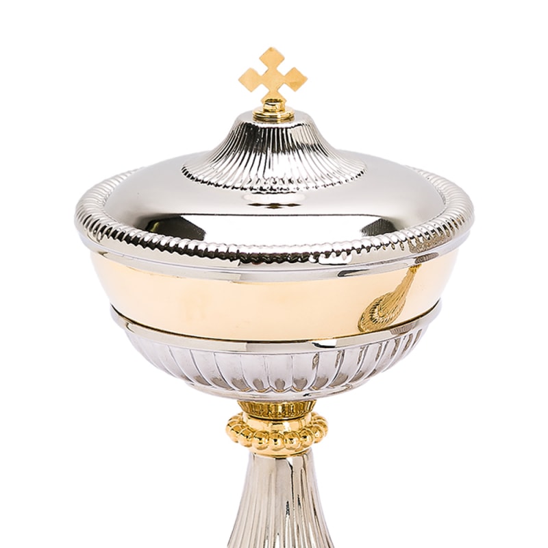 CIBÓRIO 20CM DE ALTURA DOURADO INTERNO ENTREMEIO TRABALHADO