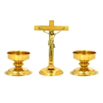 CONJUNTO DE 2 CASTIÇAIS + CRUZ DE ALTAR