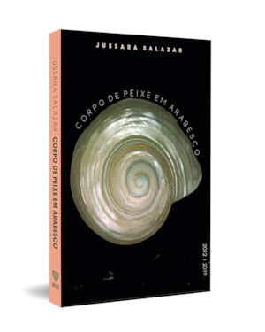 CORPO DE PEIXE EM ARABESCO