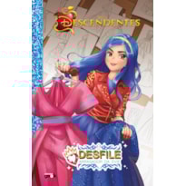 DESCENDENTES: O DESFILE ARRASADOR DA EVIE