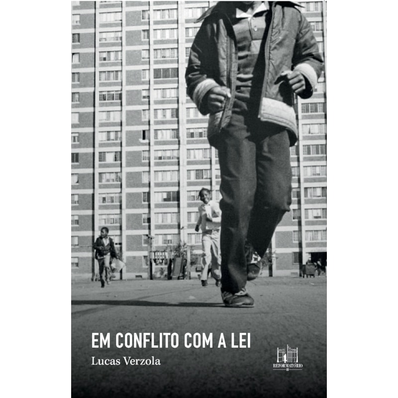 EM CONFLITO COM A LEI