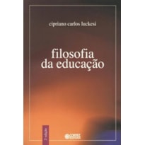 FILOSOFIA DA EDUCAÇÃO: ENTRE A FORMAÇÃO DE EDUCADORES E A QUALIFICAÇÃO PROFISSIONAL