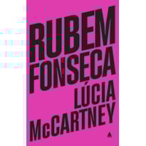LÚCIA MCCARTNEY