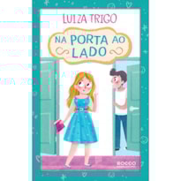 NA PORTA AO LADO