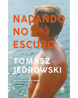 NADANDO NO ESCURO