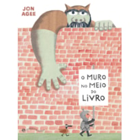 O MURO NO MEIO DO LIVRO