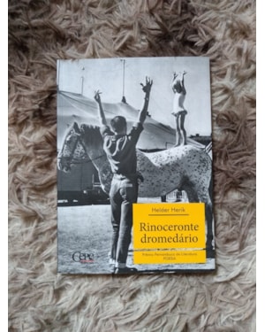 RINOCERONTE DROMEDARIO - POESIA - 1