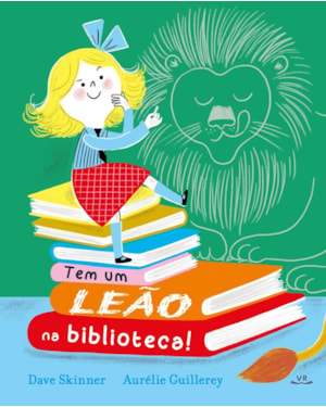 TEM UM LEÃO NA BIBLIOTECA!