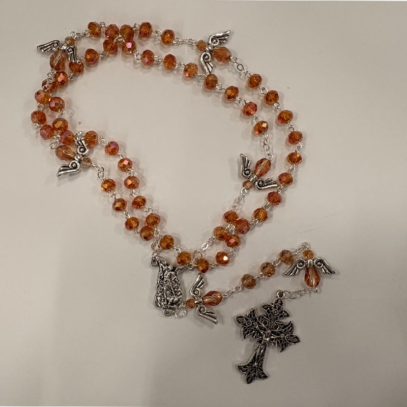 TERÇO PORTUGUES ANJO DA GUARDA CRITAL SALMÃO 4MM