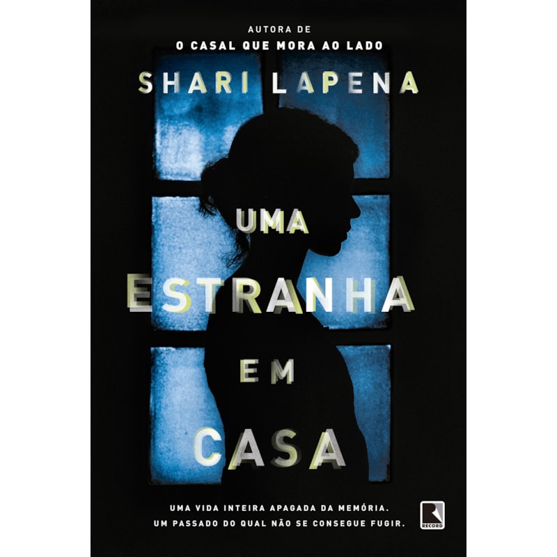 UMA ESTRANHA EM CASA