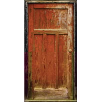 Uma porta para um quarto escuro